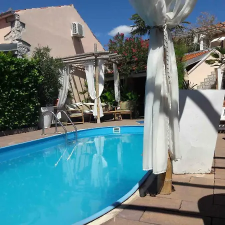 Luma Villa *